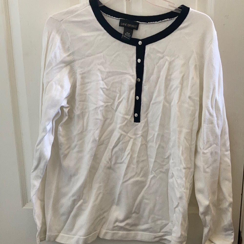 FINAL MARKDOWN Ladies lane Bryant sweater 14/16